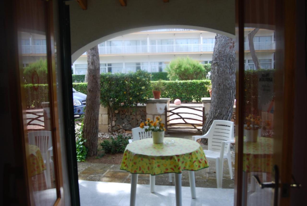 Es Pins Leilighet Cala Blanca  Rom bilde